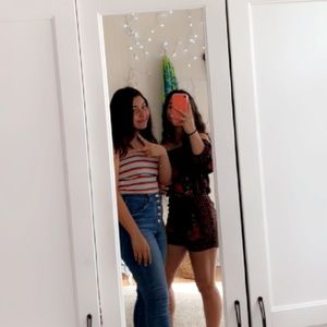 Meet your Posher, April